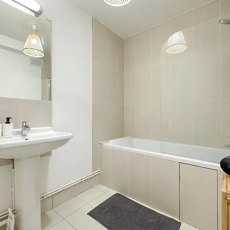 Feriehus Flexliving - - Lourmel Paris